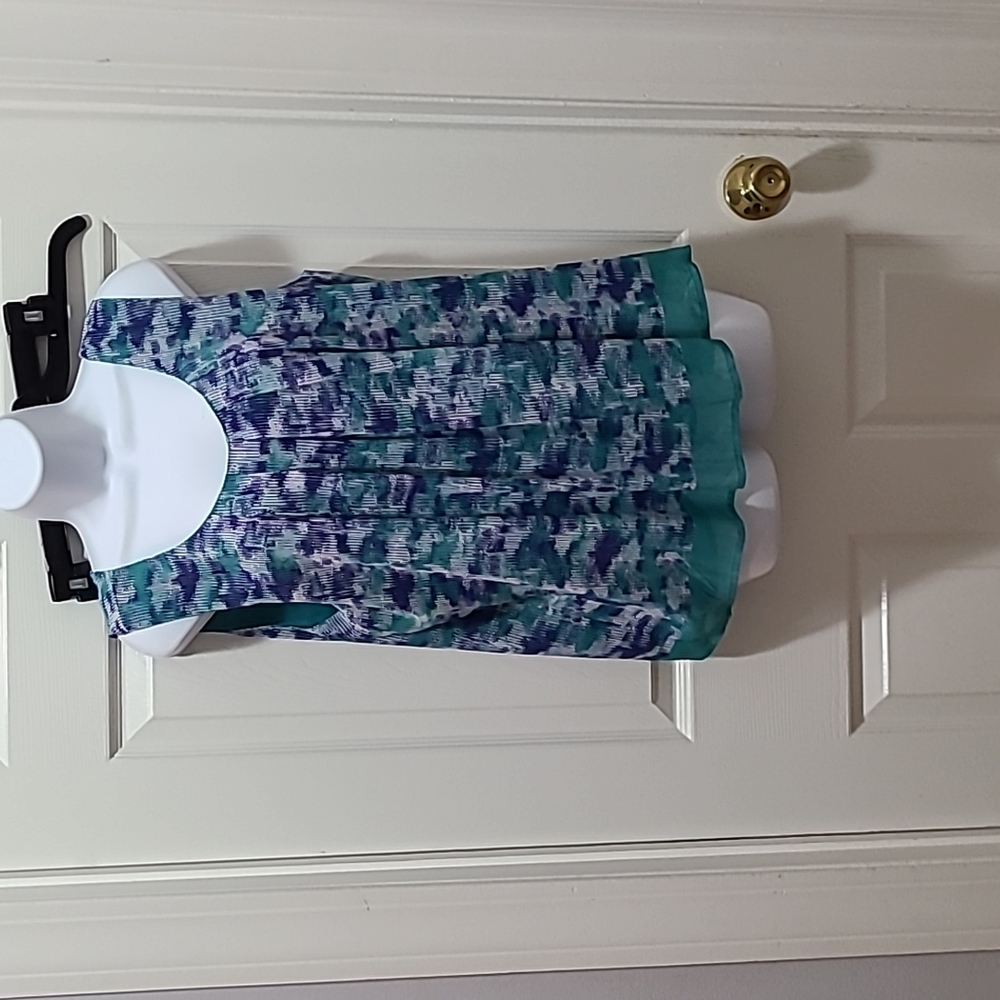 Sleeveless top